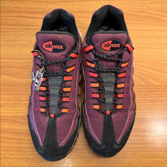 Nike Air Max 95 Villain Red - Picture 4 of 9